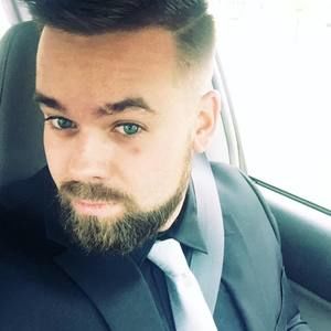 Meet your Posher, Scott